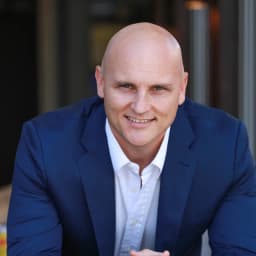 Simon Bedard (Solo), guest on Buy Grow Sell EP100