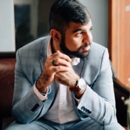 Ronnie Teja, guest on Buy Grow Sell EP28